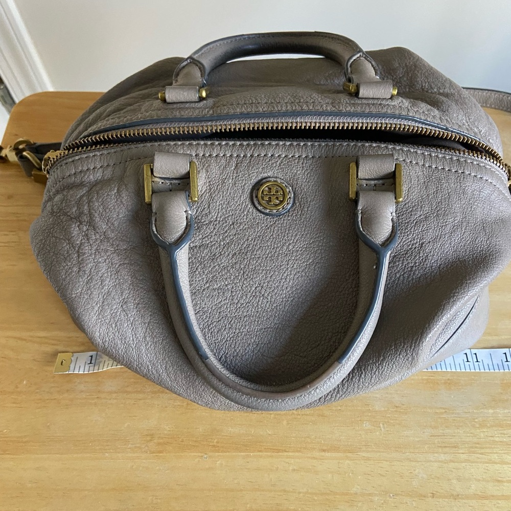 Tory Burch beige leather convertible bag  Has strap & handles. 11” by 9” by 4.5”